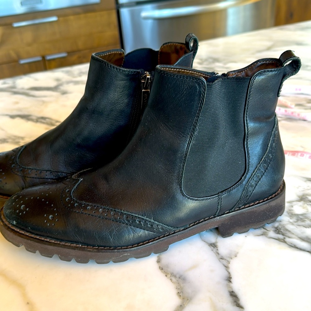 Regarde le Ciel Spanish Leather Wingtip Ankle Boots Men’s size 40